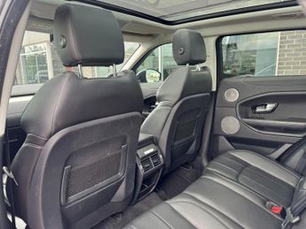 LAND ROVER RANGE ROVER EVOQUE 2.0 TD4 SE Tech SUV 5dr Diesel Auto 4WD Euro 6 (s/s) (180 ps)