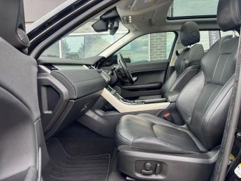 LAND ROVER RANGE ROVER EVOQUE 2.0 TD4 SE Tech SUV 5dr Diesel Auto 4WD Euro 6 (s/s) (180 ps)