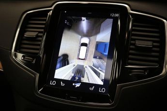 VOLVO XC90 2.0 D5 PowerPulse Inscription Pro SUV 5dr Diesel Auto 4WD Euro 6