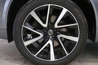 VOLVO XC90 2.0 D5 PowerPulse Inscription Pro SUV 5dr Diesel Auto 4WD Euro 6