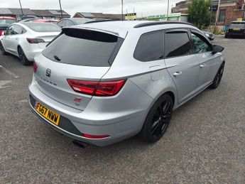 SEAT LEON 2.0 TSI Cupra 300 ST 5dr Petrol DSG 4Drive Euro 6 (s/s) (300 ps)