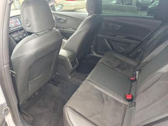 SEAT LEON 2.0 TSI Cupra 300 ST 5dr Petrol DSG 4Drive Euro 6 (s/s) (300 ps)