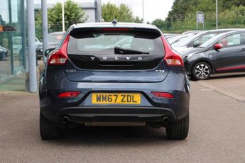 VOLVO V40 1.5 T3 Inscription Hatchback 5dr Petrol Auto Euro 6 (s/s) (152 p