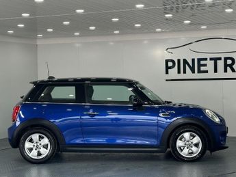 MINI HATCH 1.5 Cooper Classic Hatchback 3dr Petrol Manual Euro 6 (s/s) (136