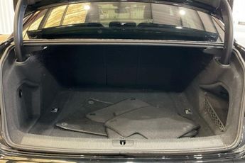 AUDI A4 2.0 TFSI Black Edition Saloon 4dr Petrol S Tronic quattro Euro 6