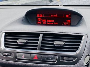 VAUXHALL MOKKA 1.6 CDTi SE SUV 5dr Diesel Auto 2WD Euro 6 (136 ps)