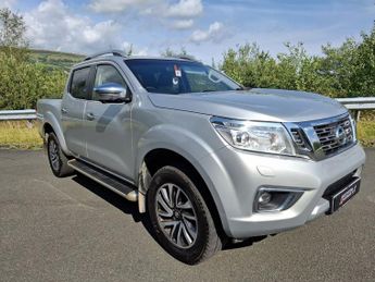 Nissan Navara 2.3 dCi Tekna Pickup Double Cab 4dr Diesel Manual 4WD Euro 5 (19