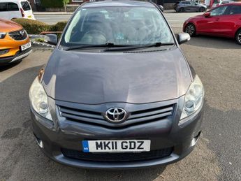 TOYOTA AURIS 1.6 V-Matic TR Hatchback 5dr Petrol MultiMode Euro 5 (132 ps)