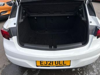 VAUXHALL ASTRA 1.5 Turbo D Business Edition Nav Hatchback 5dr Diesel Manual Eur