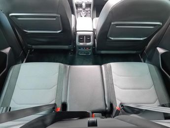 VOLKSWAGEN TIGUAN 2.0 TDI R-Line Tech SUV 5dr Diesel DSG Euro 6 (s/s) (150 ps).*AU