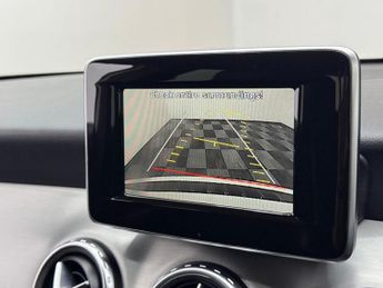 MERCEDES-BENZ GLA 2.1 GLA220 CDI AMG Line SUV 5dr Diesel 7G-DCT 4MATIC Euro 6 (s/s