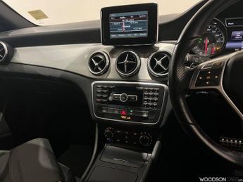 MERCEDES-BENZ GLA 2.1 GLA220 CDI AMG Line SUV 5dr Diesel 7G-DCT 4MATIC Euro 6 (s/s