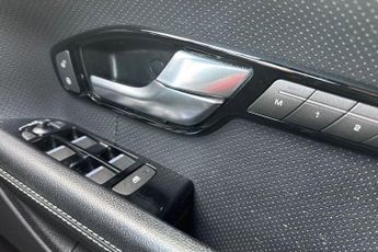 LAND ROVER RANGE ROVER EVOQUE 2.2 SD4 Dynamic SUV 5dr Diesel Auto 4WD Euro 5 (s/s) (190 ps) To