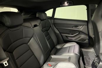 PORSCHE TAYCAN Performance Plus 93.4kWh 4S Sport Turismo 5dr Electric Auto 4WD 