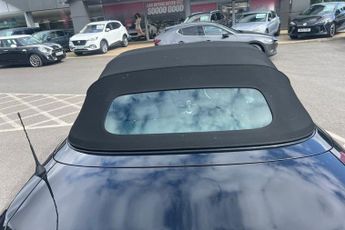 BMW 2 SERIES 2.0 218d M Sport Convertible 2dr Diesel Auto Euro 6 (s/s) (150 p