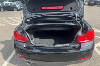 BMW 2 SERIES 2.0 218d M Sport Convertible 2dr Diesel Auto Euro 6 (s/s) (150 p