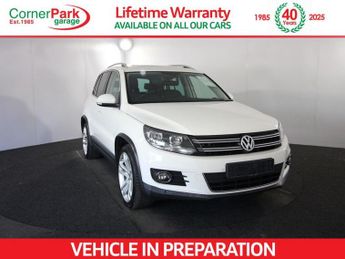 VOLKSWAGEN TIGUAN 2.0 TDI BlueMotion Tech Match SUV 5dr Diesel DSG 4WD Euro 5 (s/s