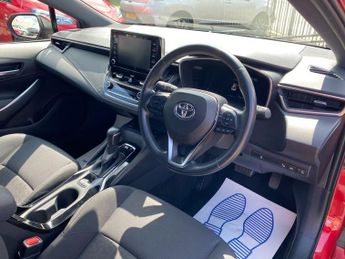 TOYOTA COROLLA 1.8 VVT-h Icon Tech Touring Sports 5dr Petrol Hybrid CVT Euro 6 