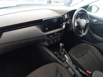 SKODA KAMIQ 1.0 TSI SE SUV 5dr Petrol DSG Euro 6 (s/s) (115 ps)