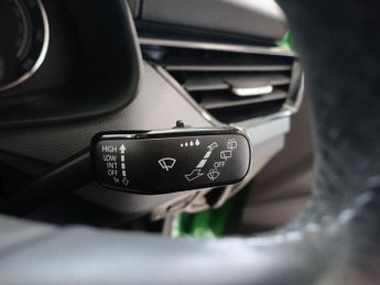 SKODA KAMIQ 1.0 TSI SE SUV 5dr Petrol DSG Euro 6 (s/s) (115 ps)