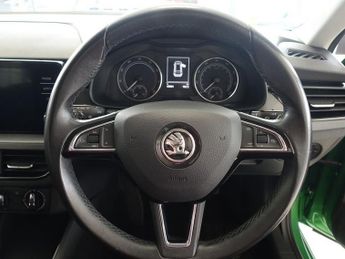 SKODA KAMIQ 1.0 TSI SE SUV 5dr Petrol DSG Euro 6 (s/s) (115 ps)