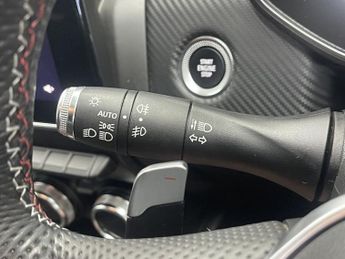 RENAULT CLIO 1.3 TCe RS Line Hatchback 5dr Petrol EDC Euro 6 (s/s) (130 ps)
