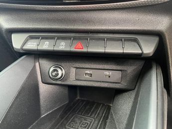 AUDI A1 1.5 TFSI 35 S line Sportback 5dr Petrol S Tronic Euro 6 (s/s) (1