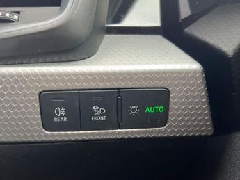 AUDI A1 1.5 TFSI 35 S line Sportback 5dr Petrol S Tronic Euro 6 (s/s) (1