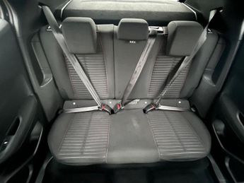 PEUGEOT E-2008 50kWh Active Premium + SUV 5dr Electric Auto (7kW Charger) (136 