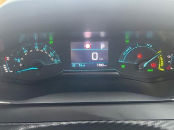 PEUGEOT E-2008 50kWh Active Premium + SUV 5dr Electric Auto (7kW Charger) (136 