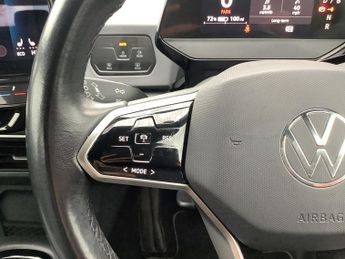 VOLKSWAGEN ID.3 Pro Performance 58kWh Life Hatchback 5dr Electric Auto (204 ps)
