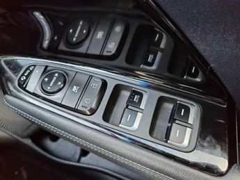 KIA NIRO 1.6h GDi 2 SUV 5dr Petrol Hybrid DCT Euro 6 (s/s) (139 bhp)