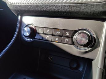 MG MG ZS 1.0 T-GDI Exclusive SUV 5dr Petrol Auto Euro 6 (111 ps)