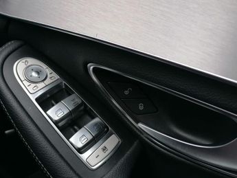 MERCEDES-BENZ C-CLASS 2.0 C220d Sport Saloon 4dr Diesel G-Tronic+ Euro 6 (s/s) (194 ps