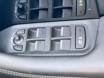 JAGUAR I-PACE 400 90kWh HSE SUV 5dr Electric Auto 4WD (400 ps)