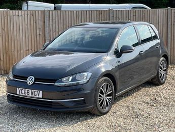 Volkswagen Golf TDi 1.6 TDI SE Nav Hatchback 5dr Diesel Manual Euro 6 (s/s) (115 ps)