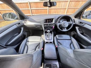 AUDI Q5 2.0 TDI S line Plus SUV 5dr Diesel S Tronic quattro Euro 5 (s/s)