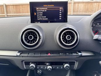 AUDI A3 1.5 TFSI CoD 35 Black Edition Sportback 5dr Petrol S Tronic Euro