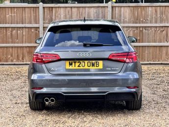 AUDI A3 1.5 TFSI CoD 35 Black Edition Sportback 5dr Petrol S Tronic Euro