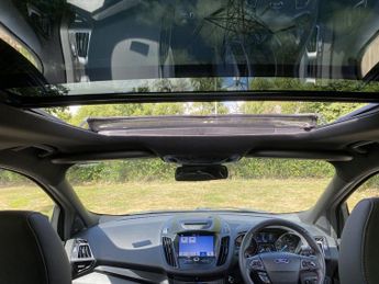FORD KUGA 2.0 TDCi ST-Line X SUV 5dr Diesel Powershift AWD Euro 6 (s/s) (1