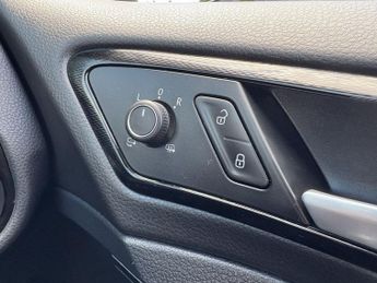 VOLKSWAGEN GOLF 1.4 TSI GTE Hatchback 5dr Petrol Plug-in Hybrid DSG Euro 6 (s/s)