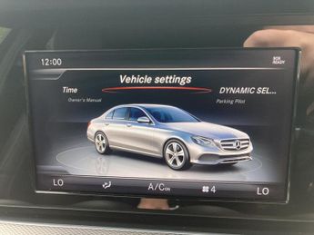 MERCEDES-BENZ E-CLASS 2.0 E220d AMG Line Saloon 4dr Diesel G-Tronic+ Euro 6 (s/s) (194