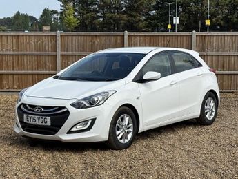 HYUNDAI I30 1.6 CRDi Active Hatchback 5dr Diesel Auto Euro 5 (110 ps)