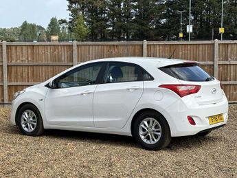 HYUNDAI I30 1.6 CRDi Active Hatchback 5dr Diesel Auto Euro 5 (110 ps)