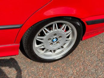 BMW 3 SERIES 2.5 325tds Touring 5dr Diesel Automatic (143 bhp)