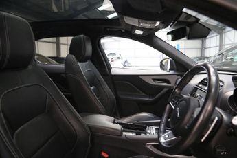 JAGUAR F-PACE 2.0 D180 R-Sport SUV 5dr Diesel Auto AWD Euro 6 (s/s) (180 ps)