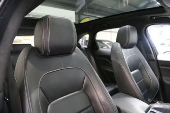 JAGUAR F-PACE 2.0 D180 R-Sport SUV 5dr Diesel Auto AWD Euro 6 (s/s) (180 ps)