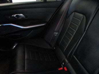 BMW 3 SERIES 2.0 320d M Sport Saloon 4dr Diesel Auto xDrive Euro 6 (s/s) (190