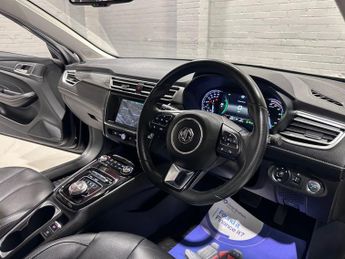 MG MG5 52.5kWh Exclusive Estate 5dr Electric Auto (156 ps)