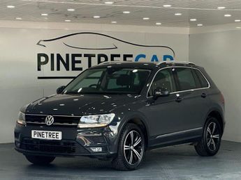 VOLKSWAGEN TIGUAN 2.0 TDI SE Navigation SUV 5dr Diesel DSG 4Motion Euro 6 (s/s) (1
